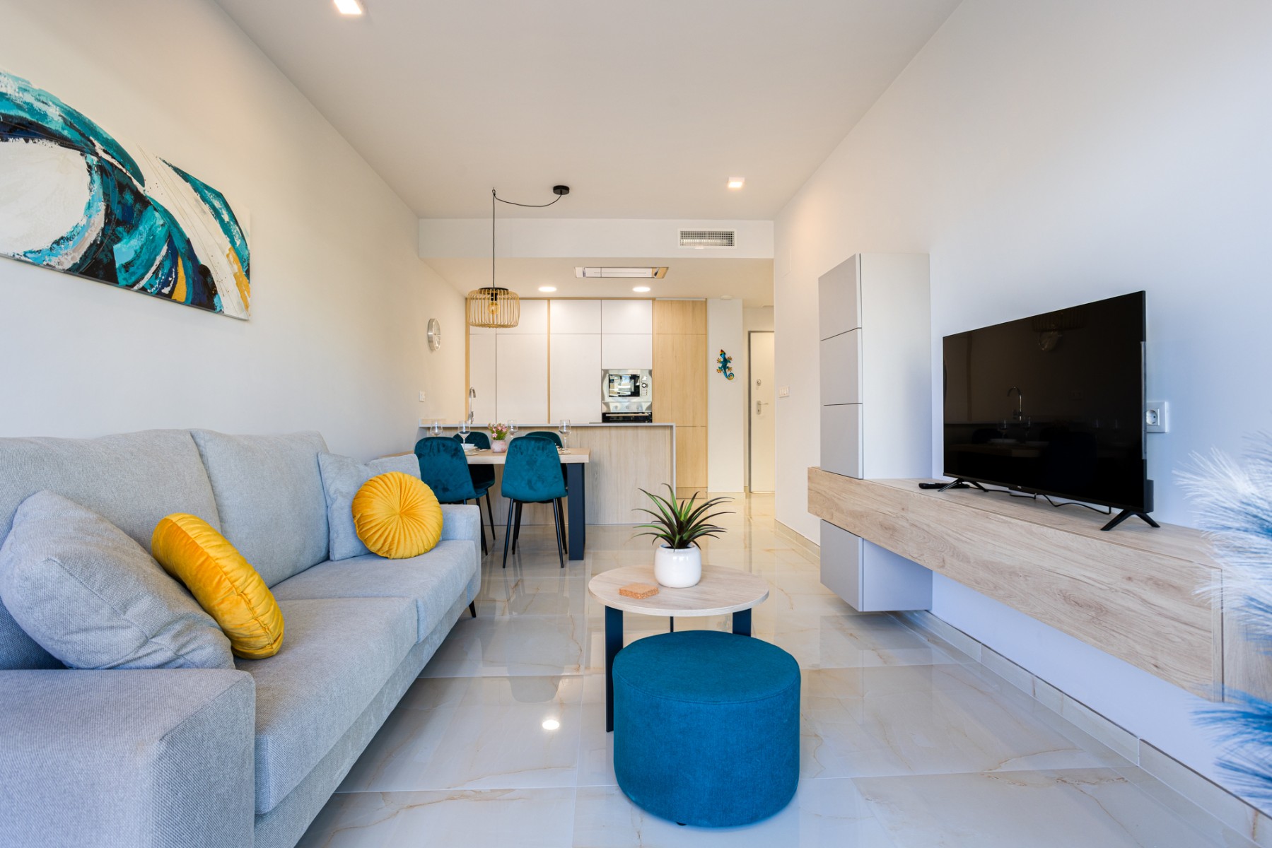 Discover this bright and modern second-floor apartment in a contemporary new-build project in Orihue