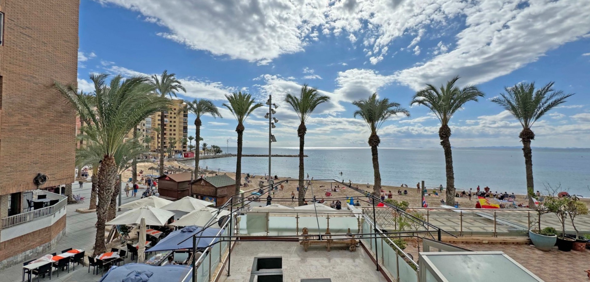 Master bedroom in apartment for sale in Torrevieja