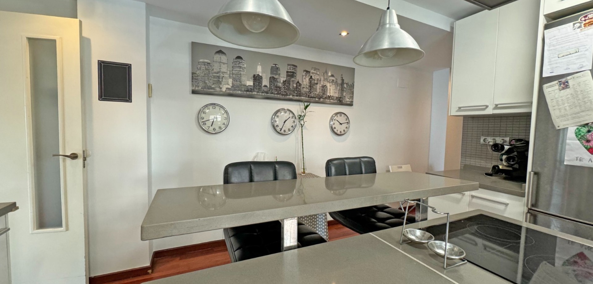 Living room in apartment for sale in Torrevieja
