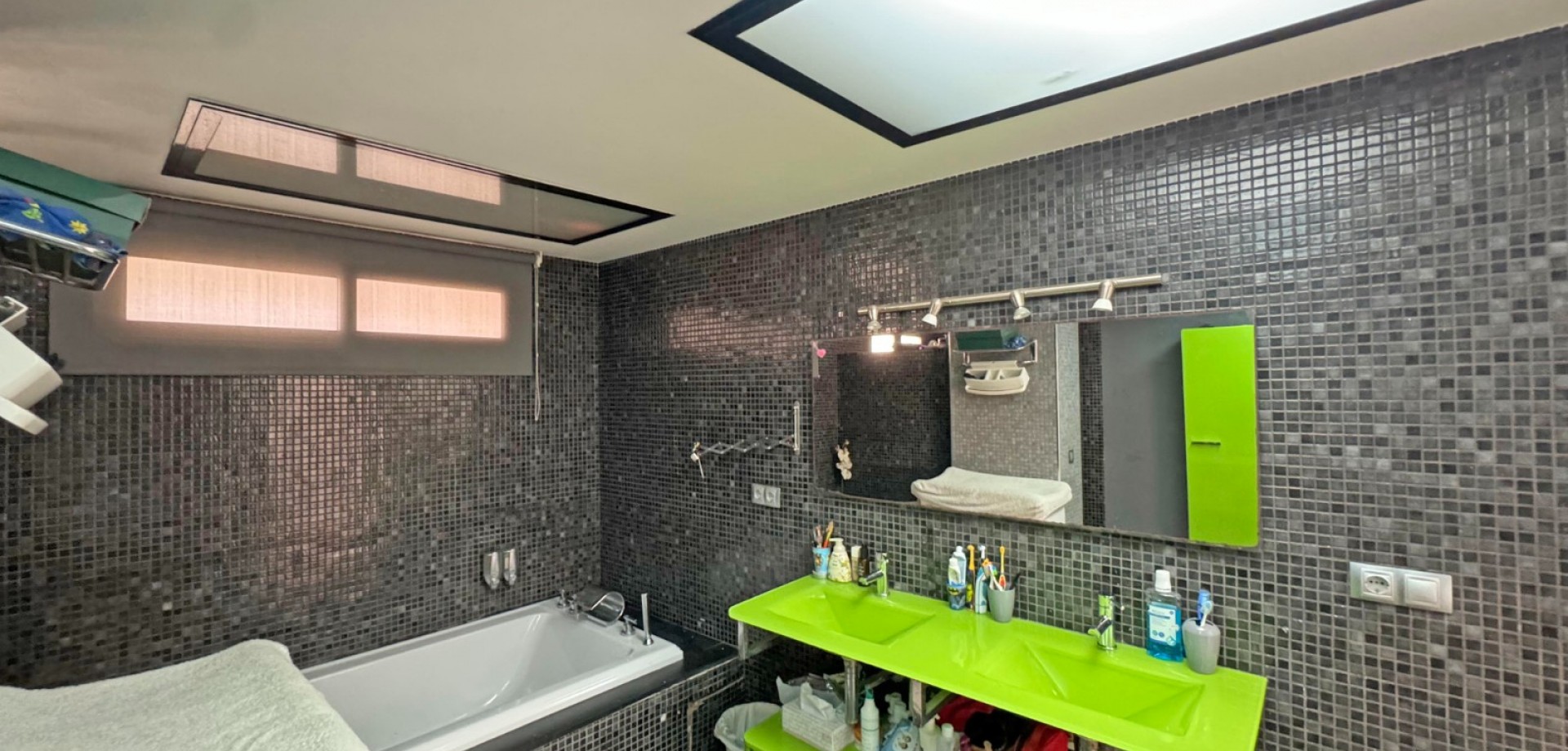 Pool area in apartment for sale in Torrevieja
