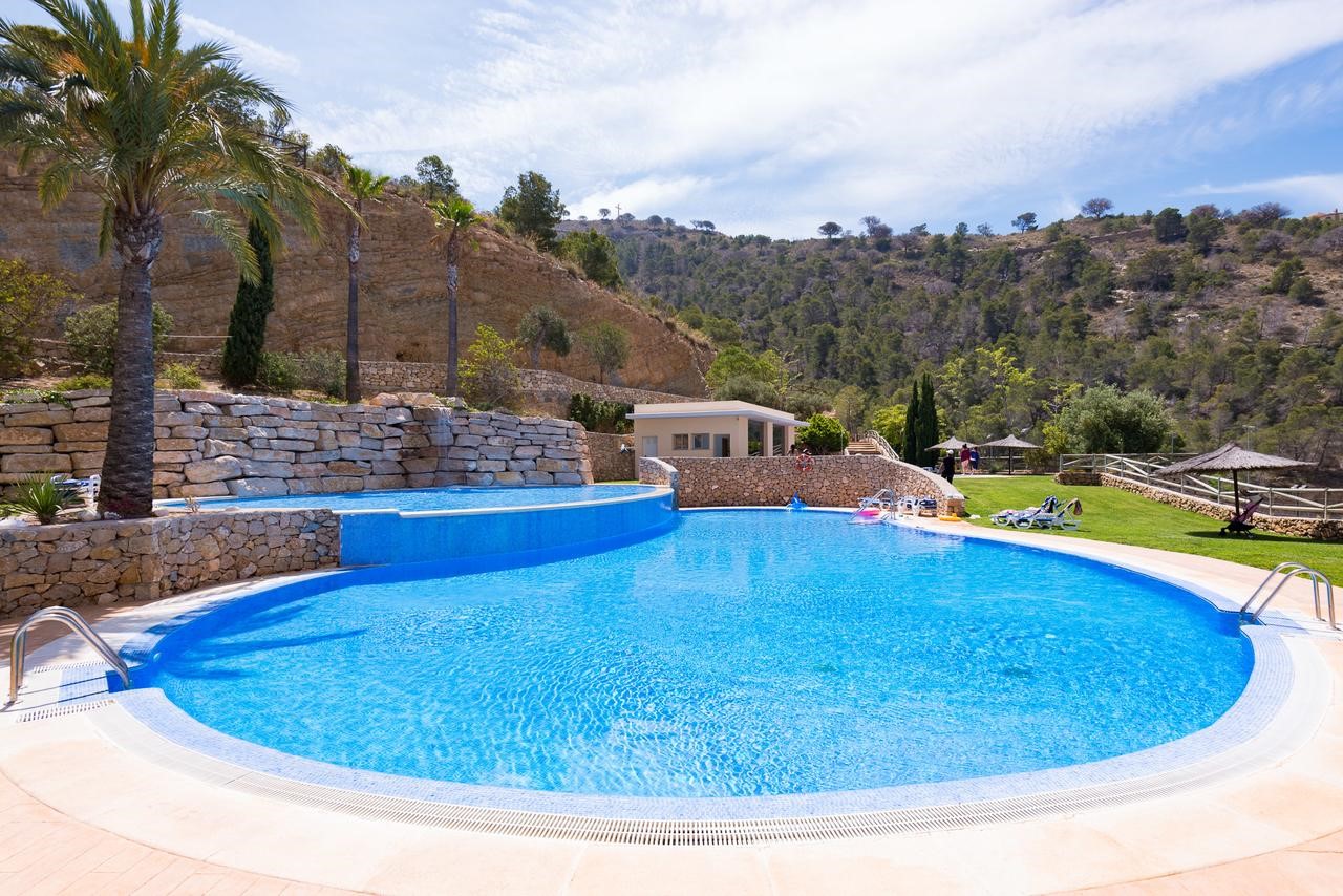 Master bedroom in apartment for sale in Benidorm