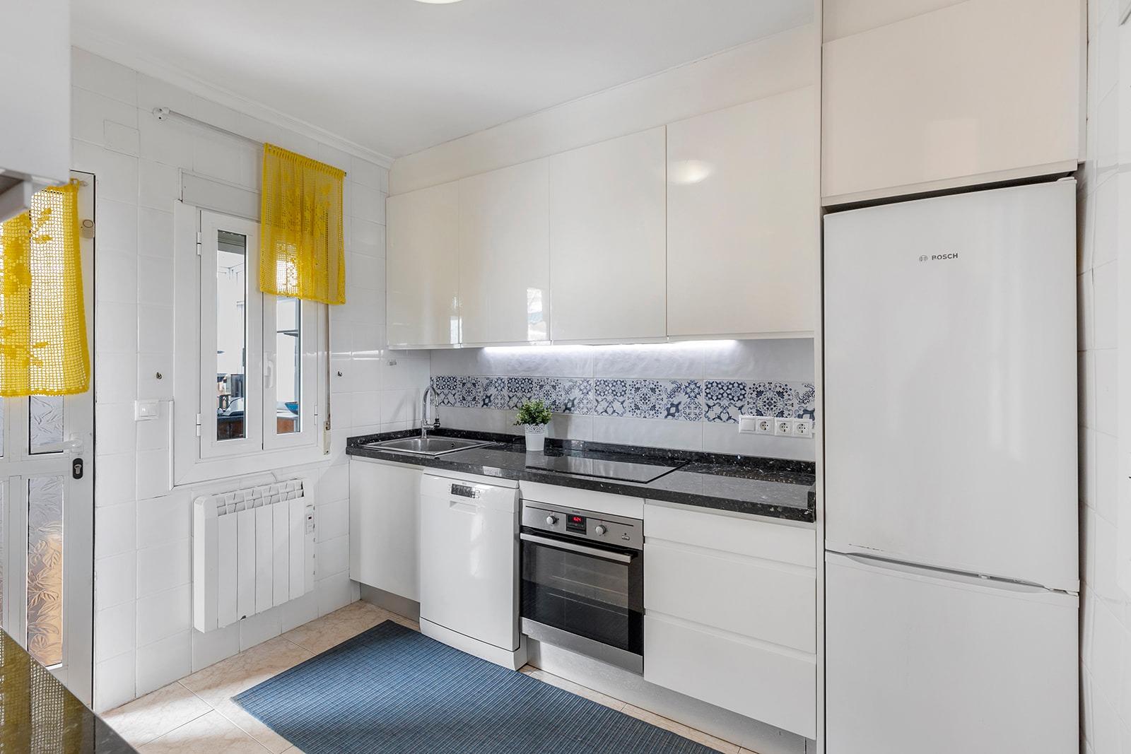 Dining area in villa for sale in Torrevieja