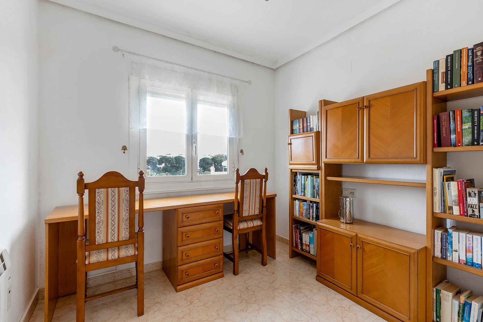 Bathroom in villa for sale in Torrevieja