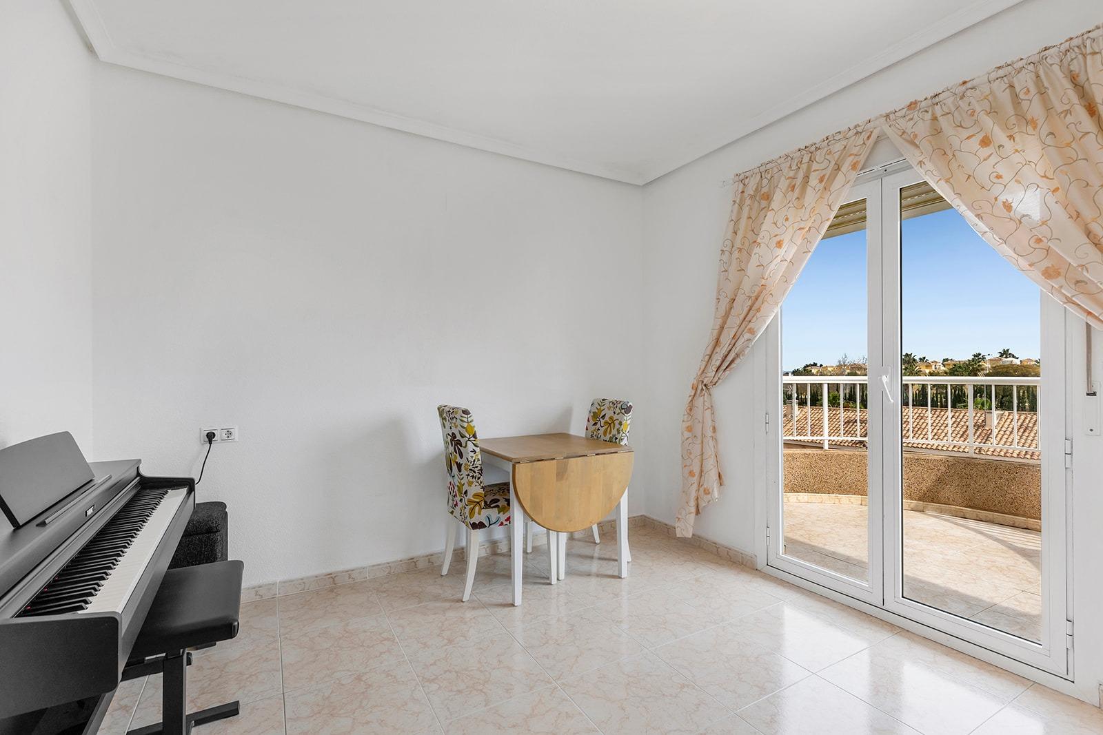 Pool area in villa for sale in Torrevieja