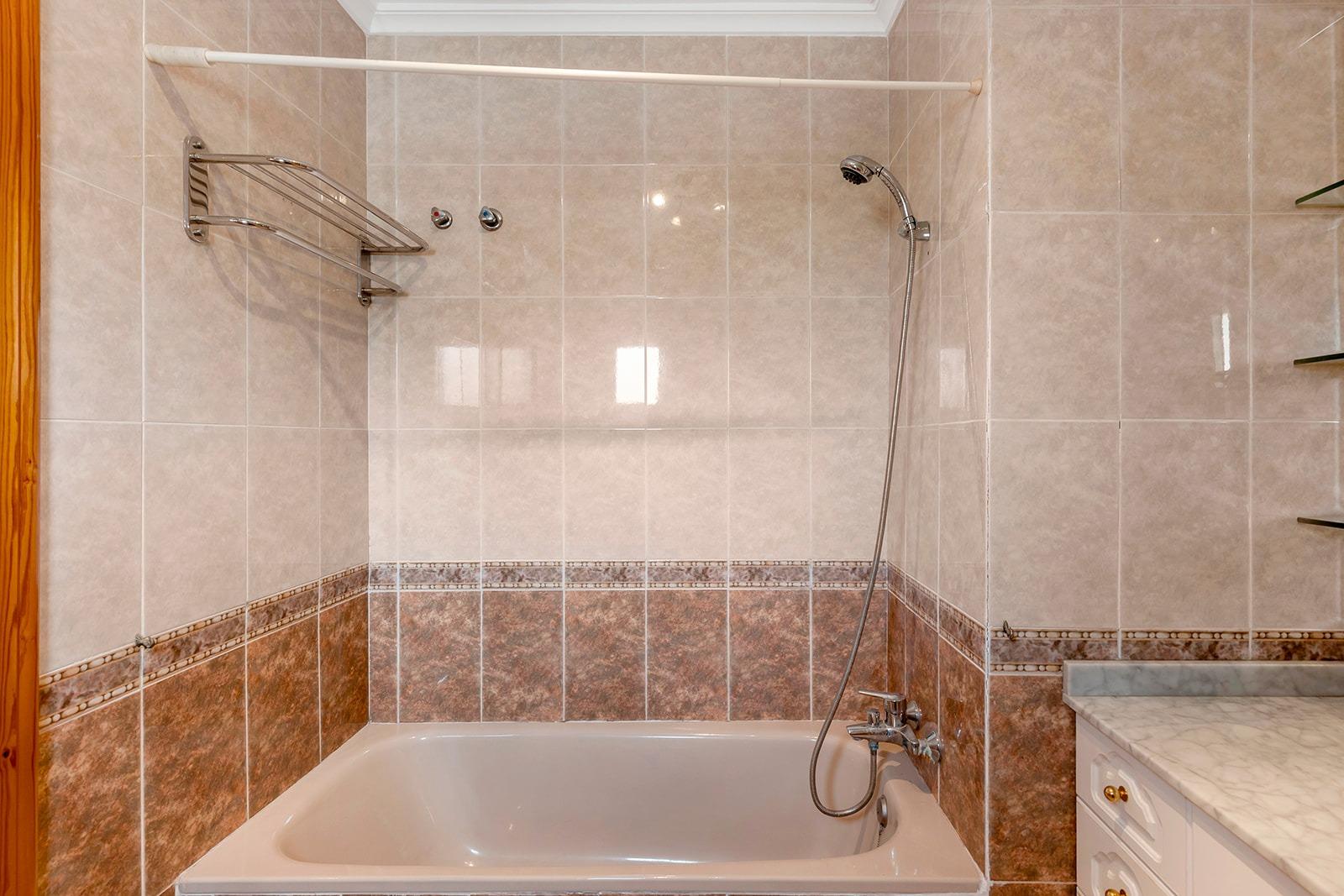 Bedroom in villa for sale in Torrevieja