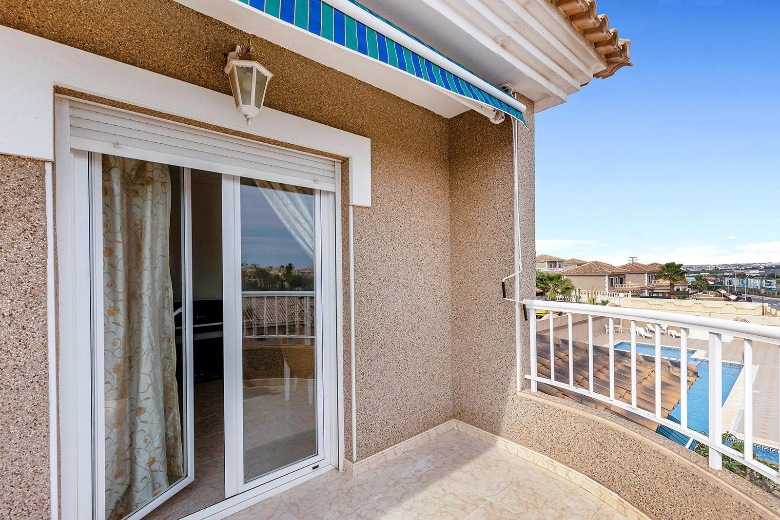 Living room in villa for sale in Torrevieja