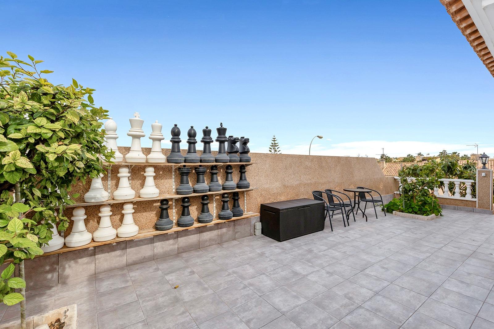 Dining area in villa for sale in Torrevieja