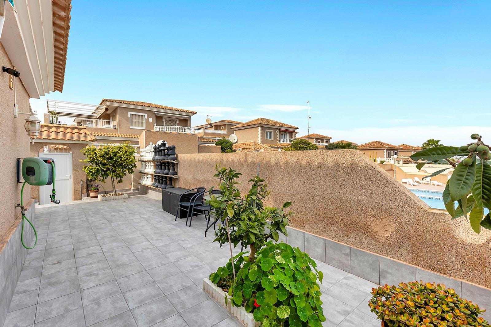 Bedroom in villa for sale in Torrevieja