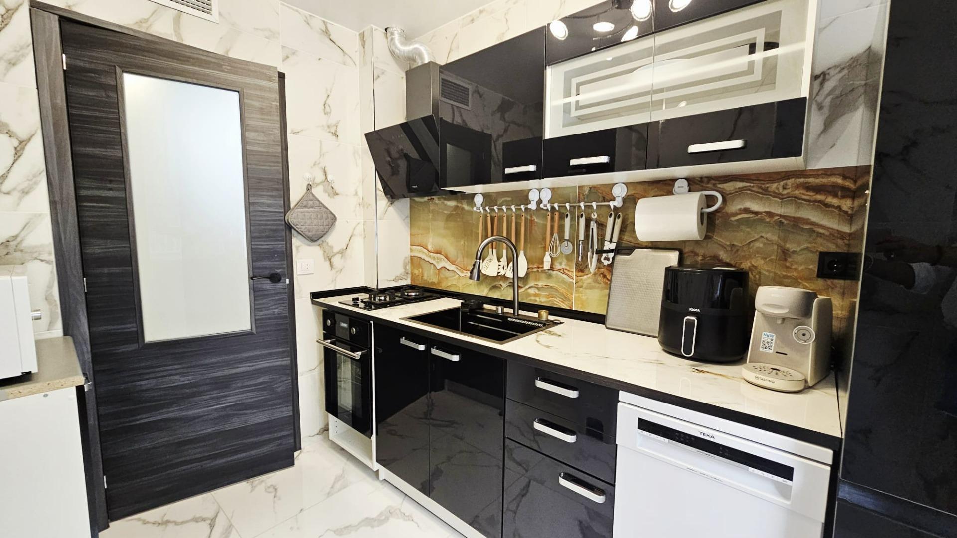Bathroom in apartment for sale in Torrevieja
