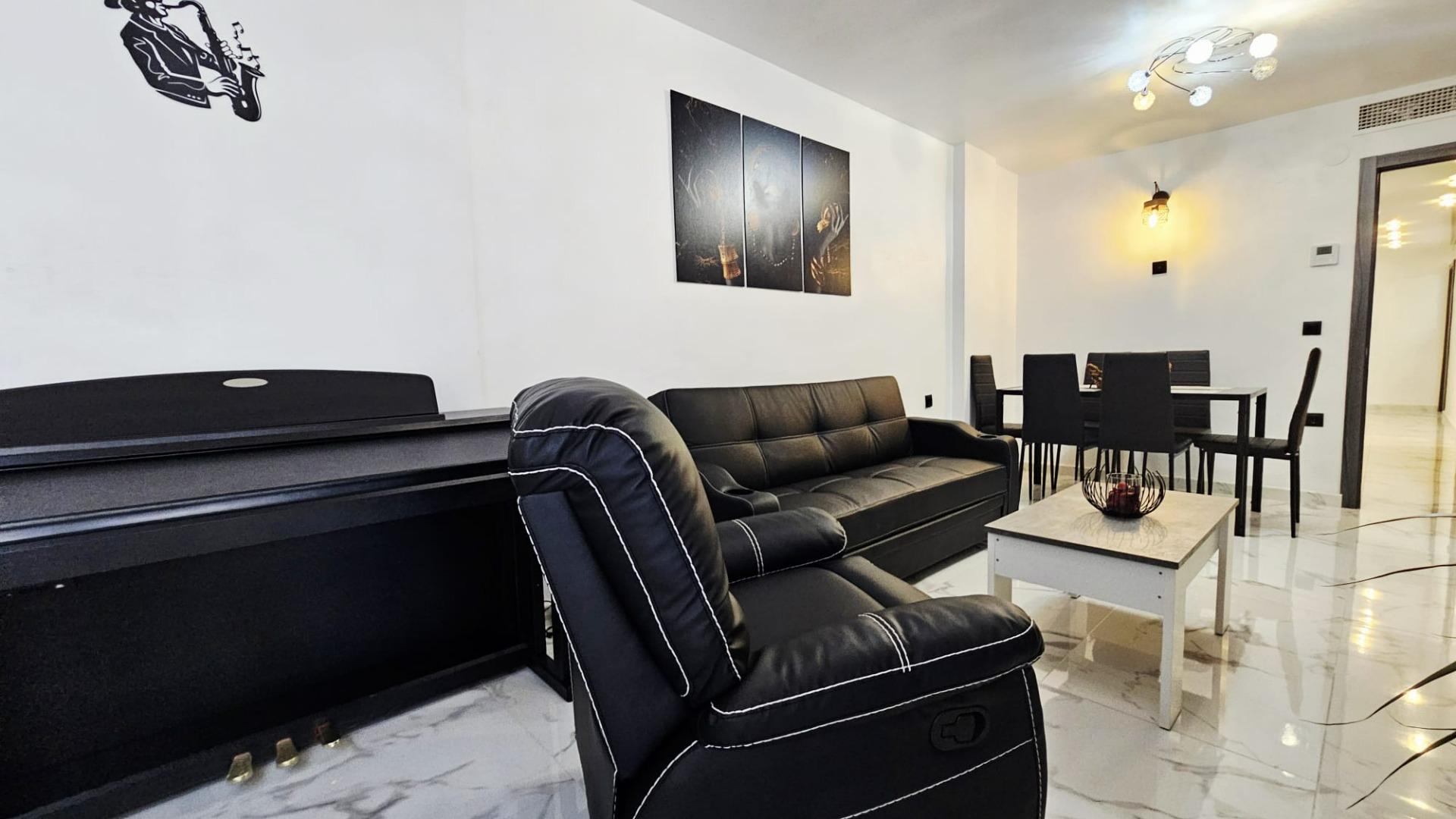 Kitchen in apartment for sale in Torrevieja