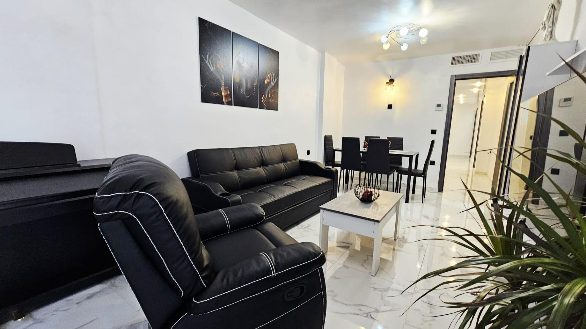 Dining area in apartment for sale in Torrevieja