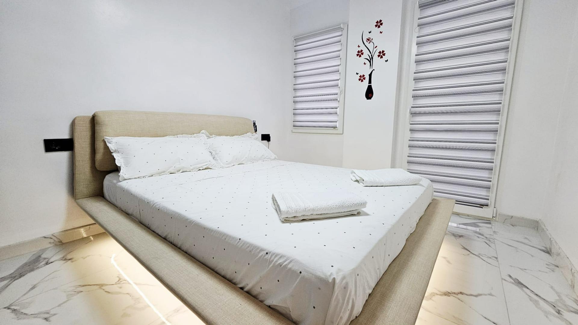 Living room in apartment for sale in Torrevieja