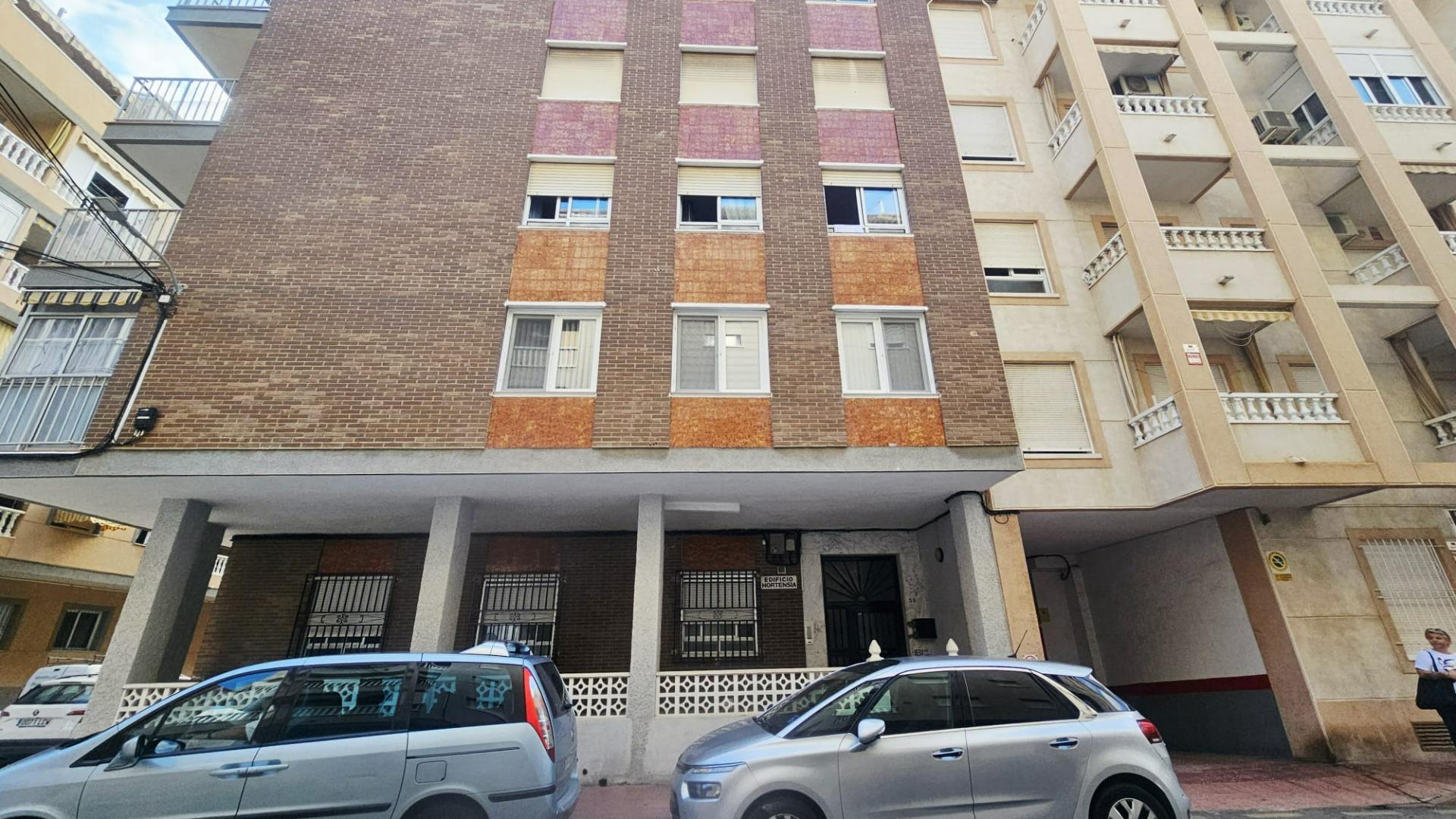 Kitchen in apartment for sale in Torrevieja