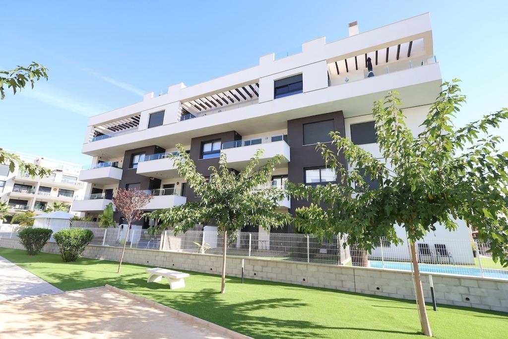 Modern & Move-In Ready Apartment in Villamartin – Costa Blanca South