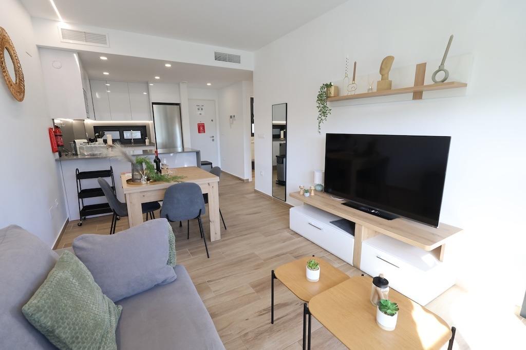 Modern & Move-In Ready Apartment in Villamartin – Costa Blanca South