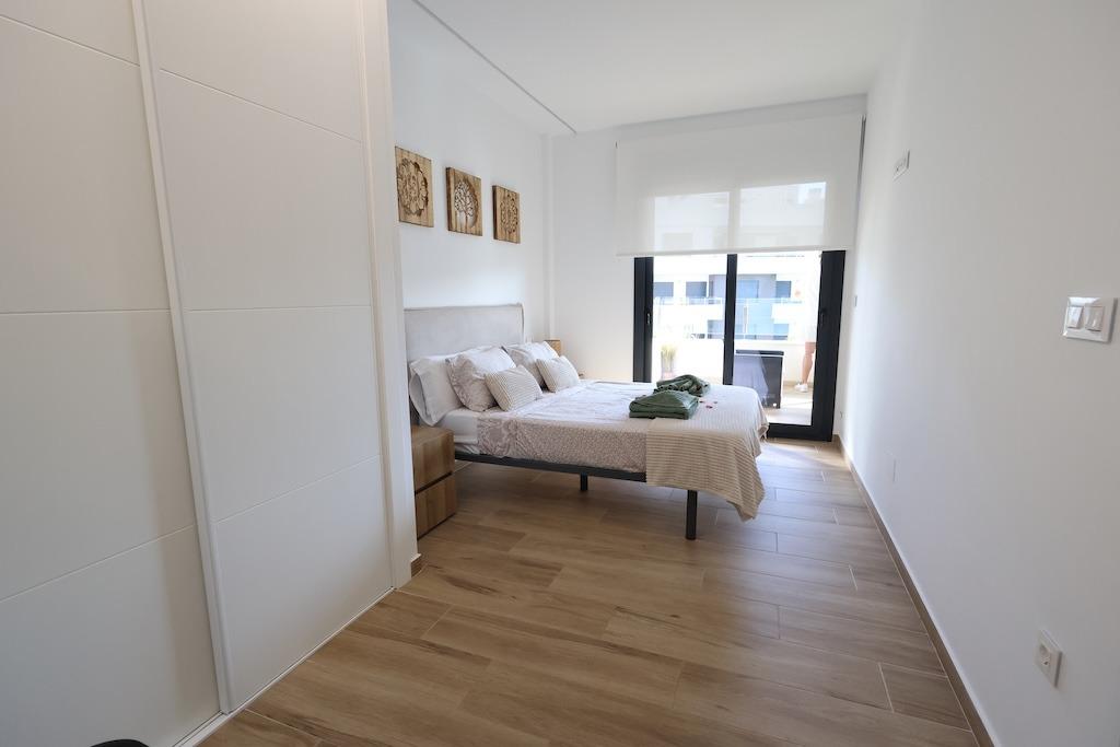 Bedroom in apartment for sale in Orihuela Costa