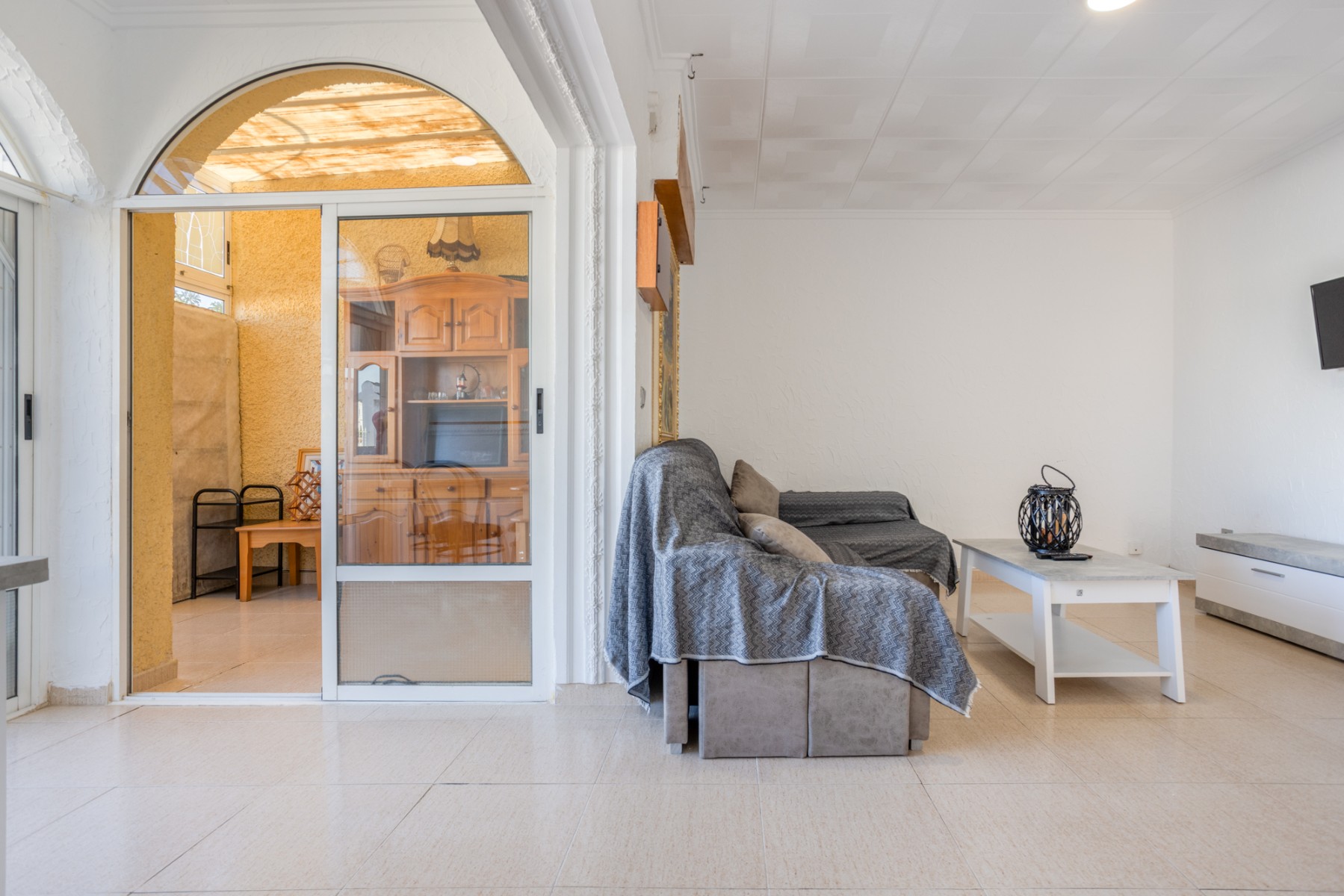 Pool area in villa for sale in Torrevieja