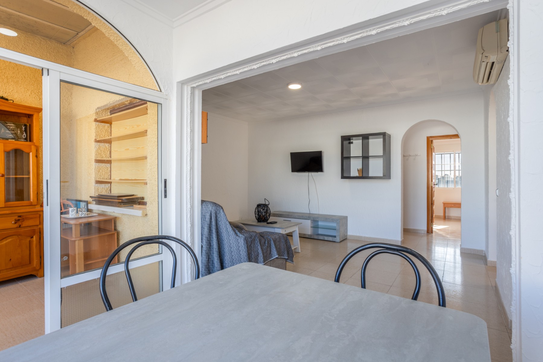 Dining area in villa for sale in Torrevieja