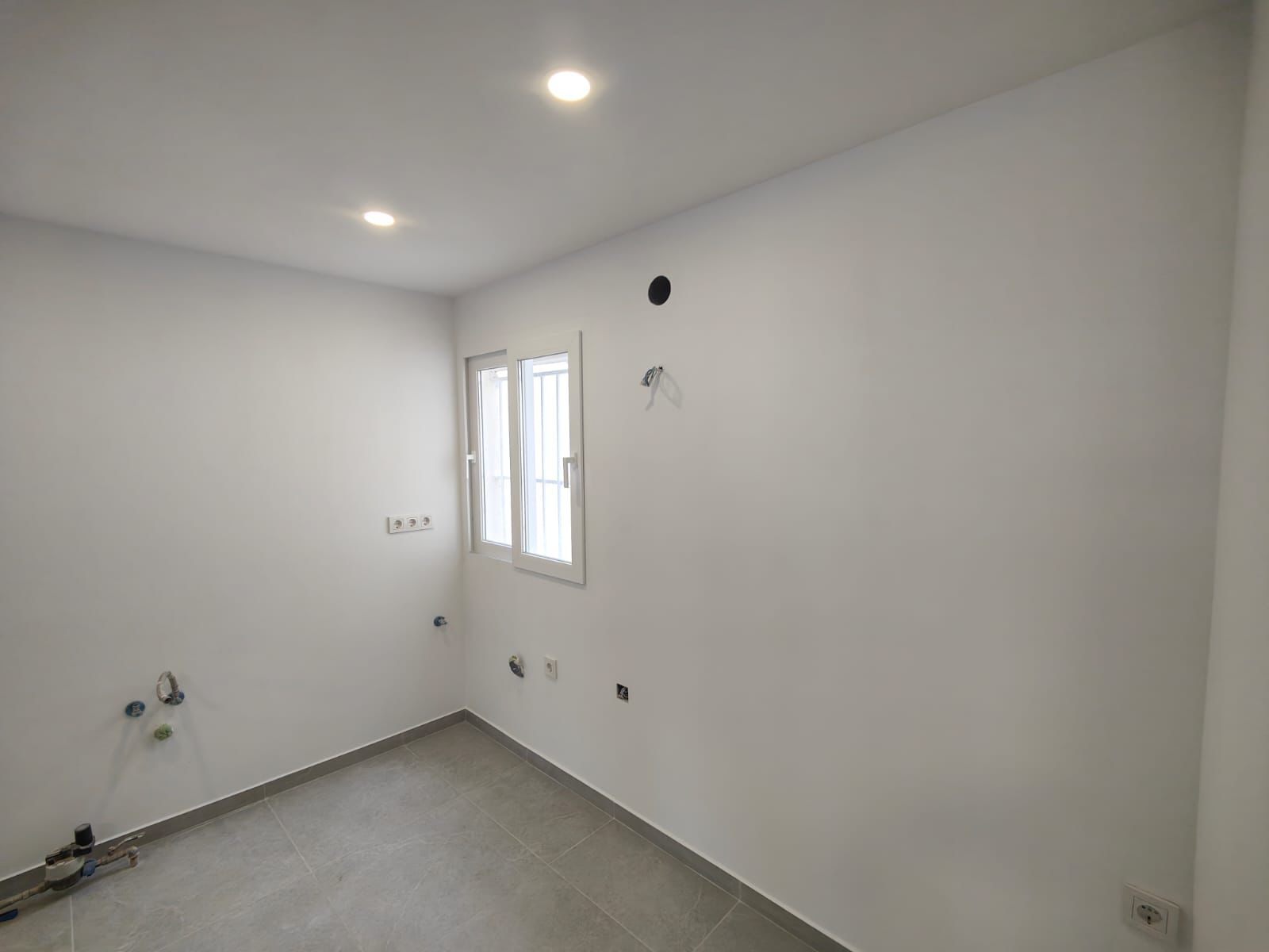 Bedroom in apartment for sale in Torrevieja