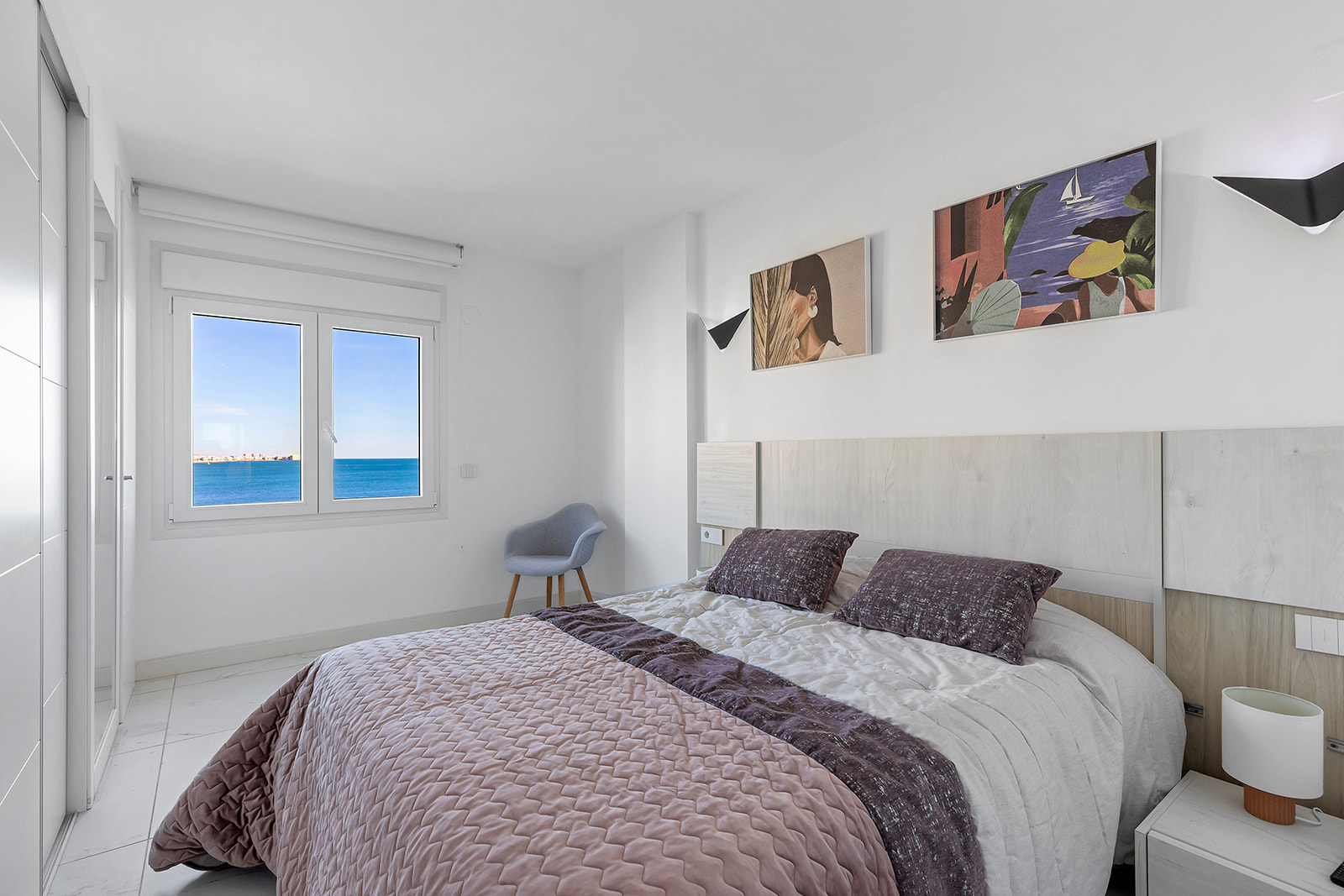 Living room in apartment for sale in Torrevieja
