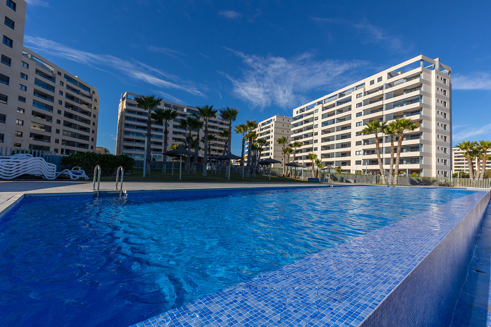 Terrace in apartment for sale in Torrevieja