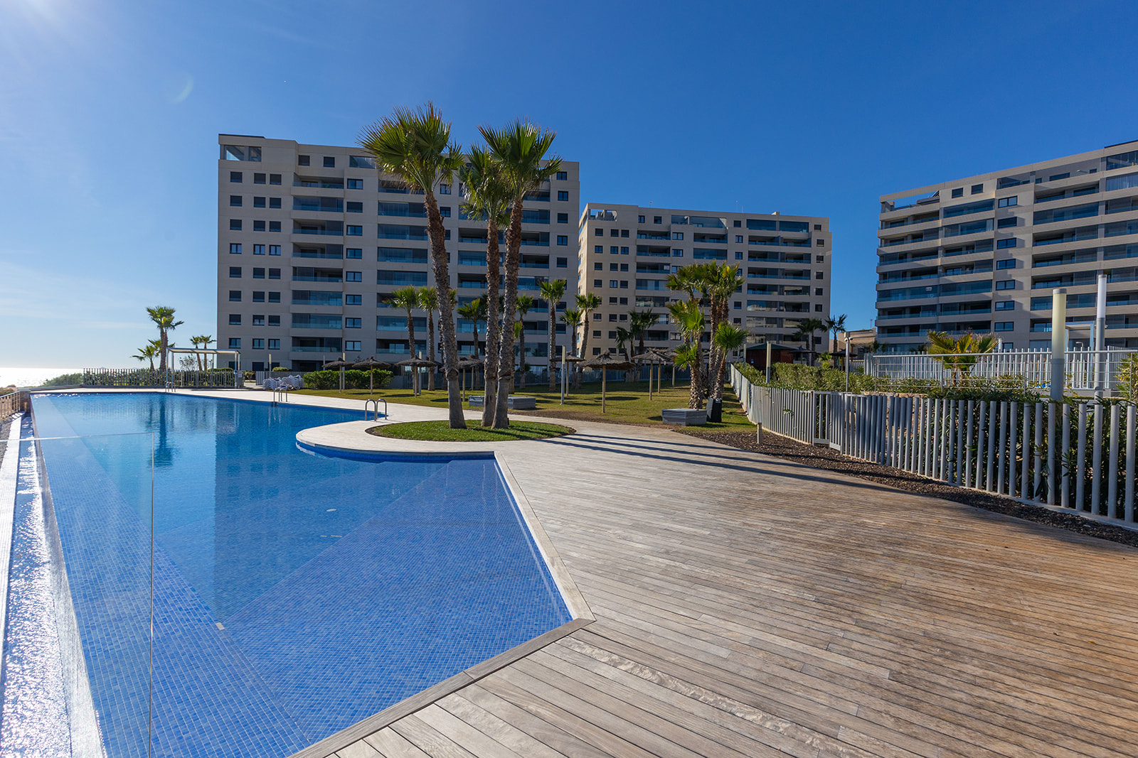 Kitchen in apartment for sale in Torrevieja
