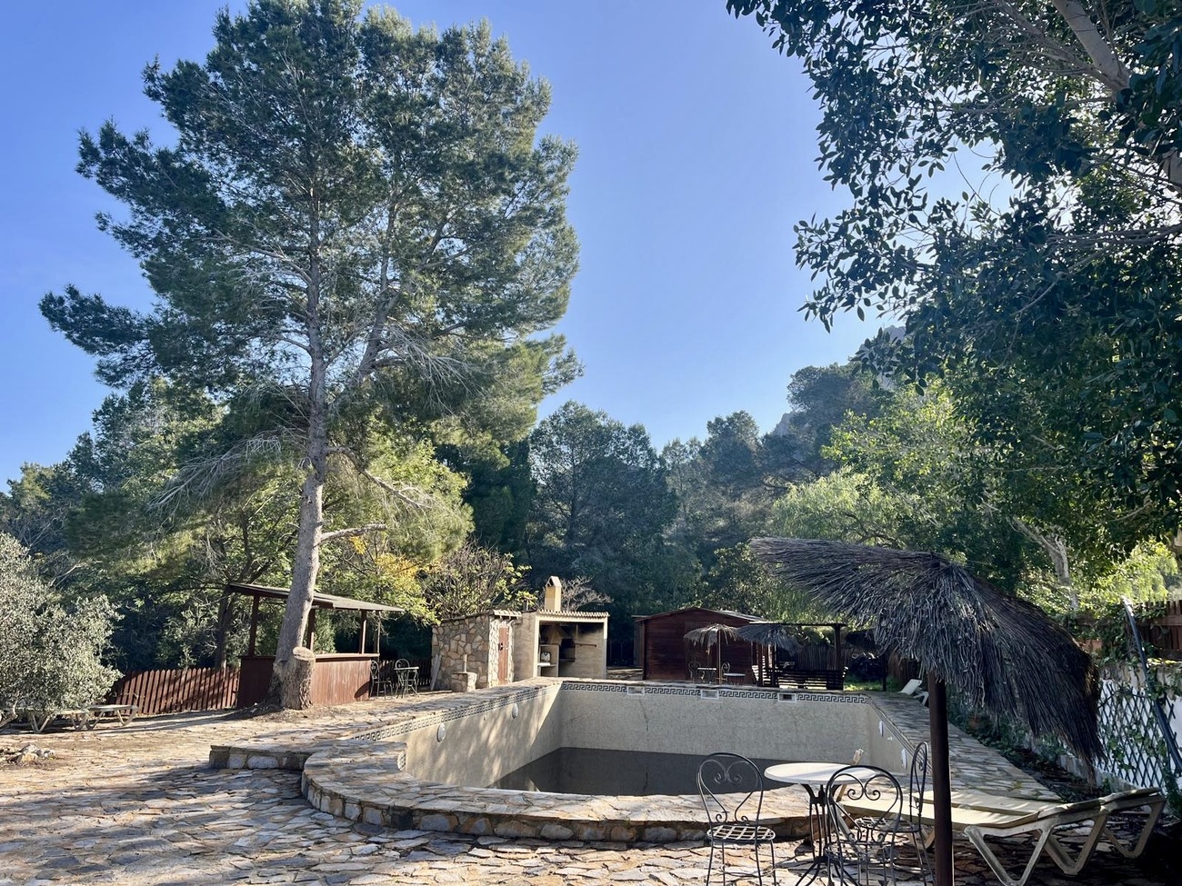 Garden in finca for sale in Gea Y Truyols