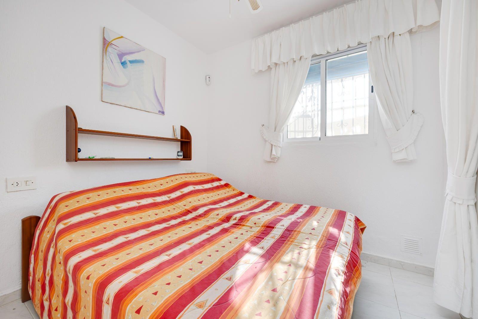 Terrace in villa for sale in Torrevieja