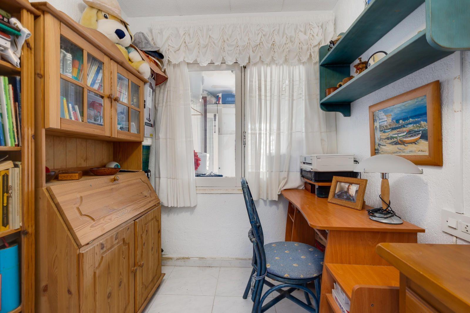Dining area in villa for sale in Torrevieja