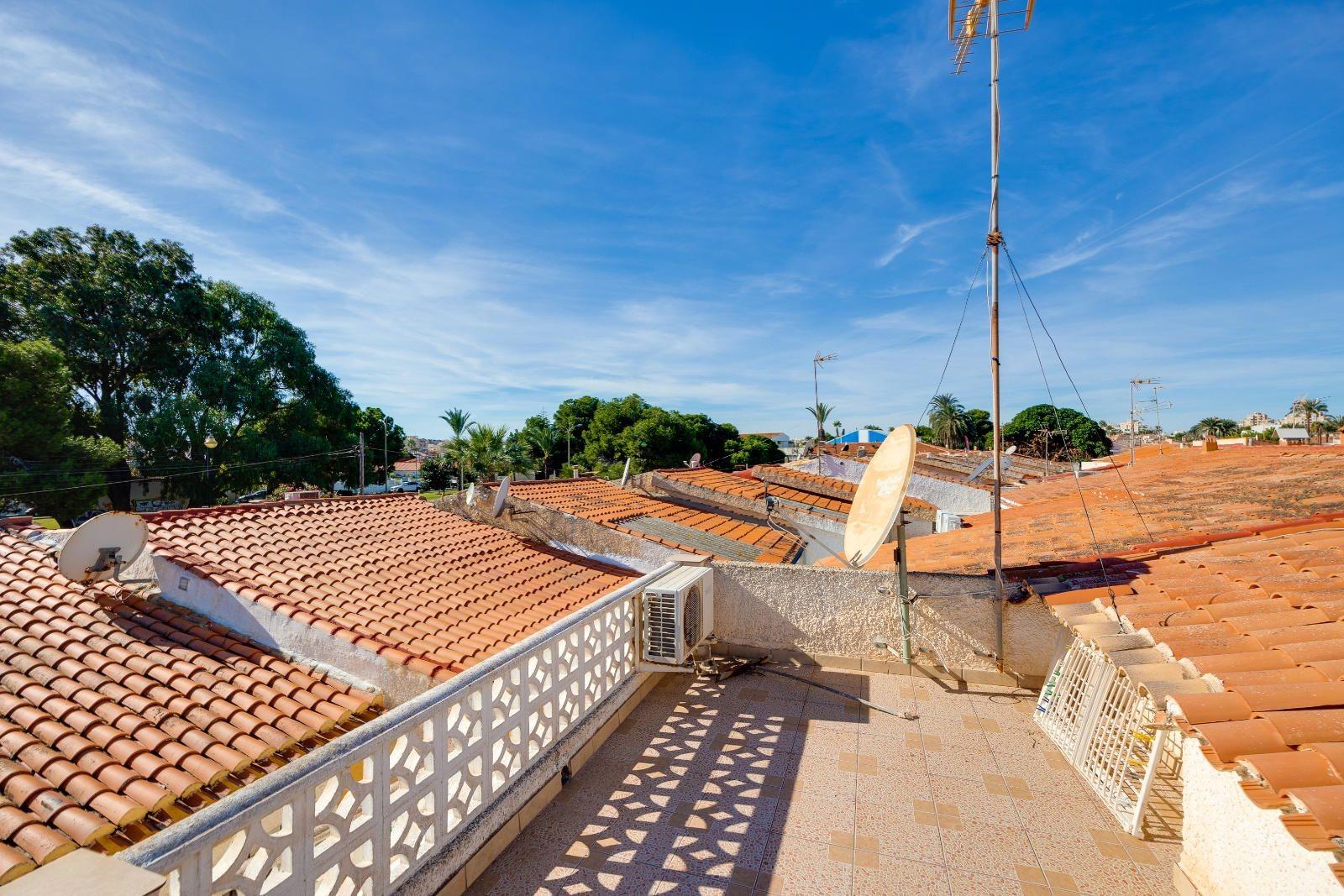 Master bedroom in villa for sale in Torrevieja