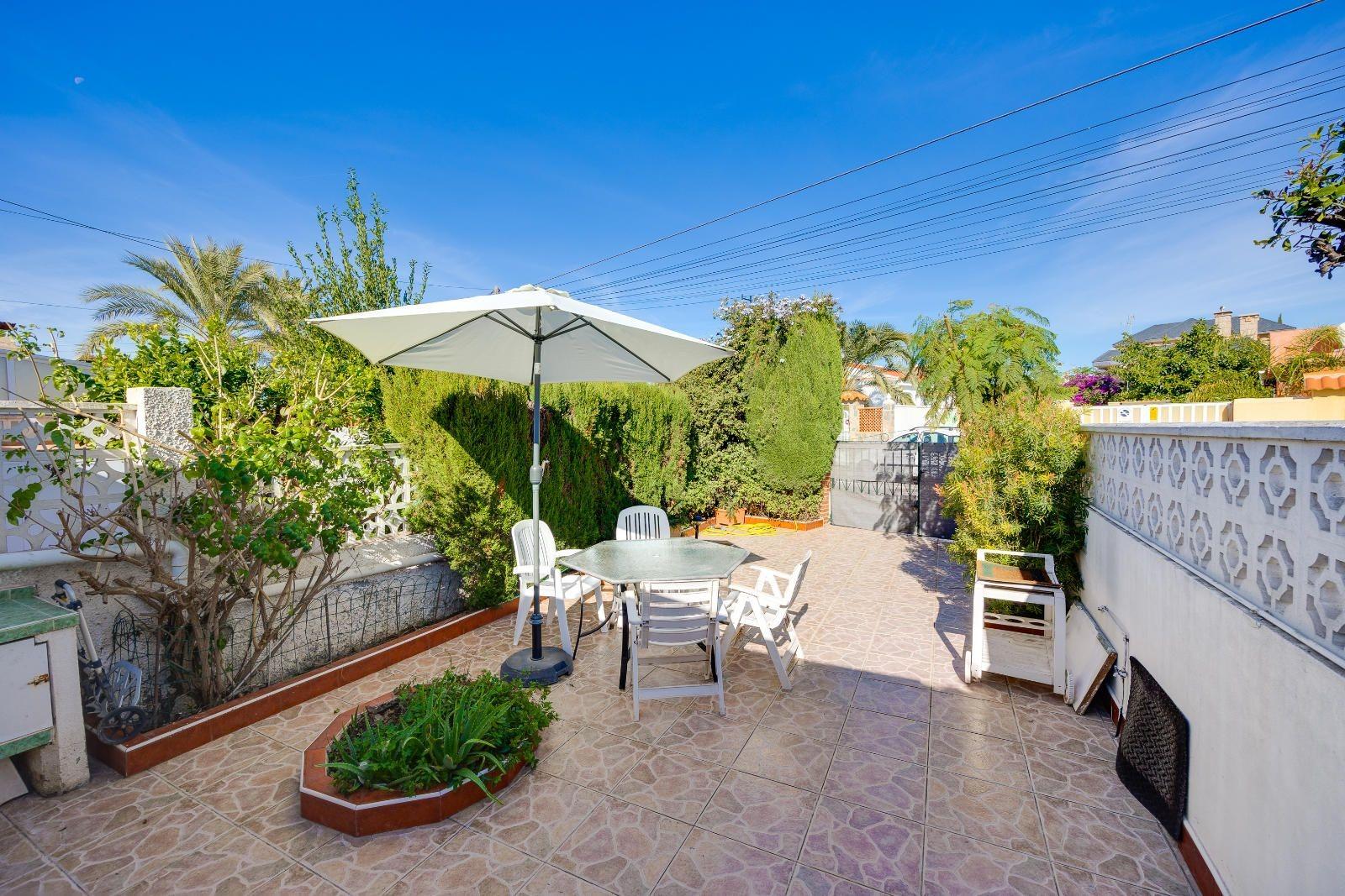 Pool area in villa for sale in Torrevieja