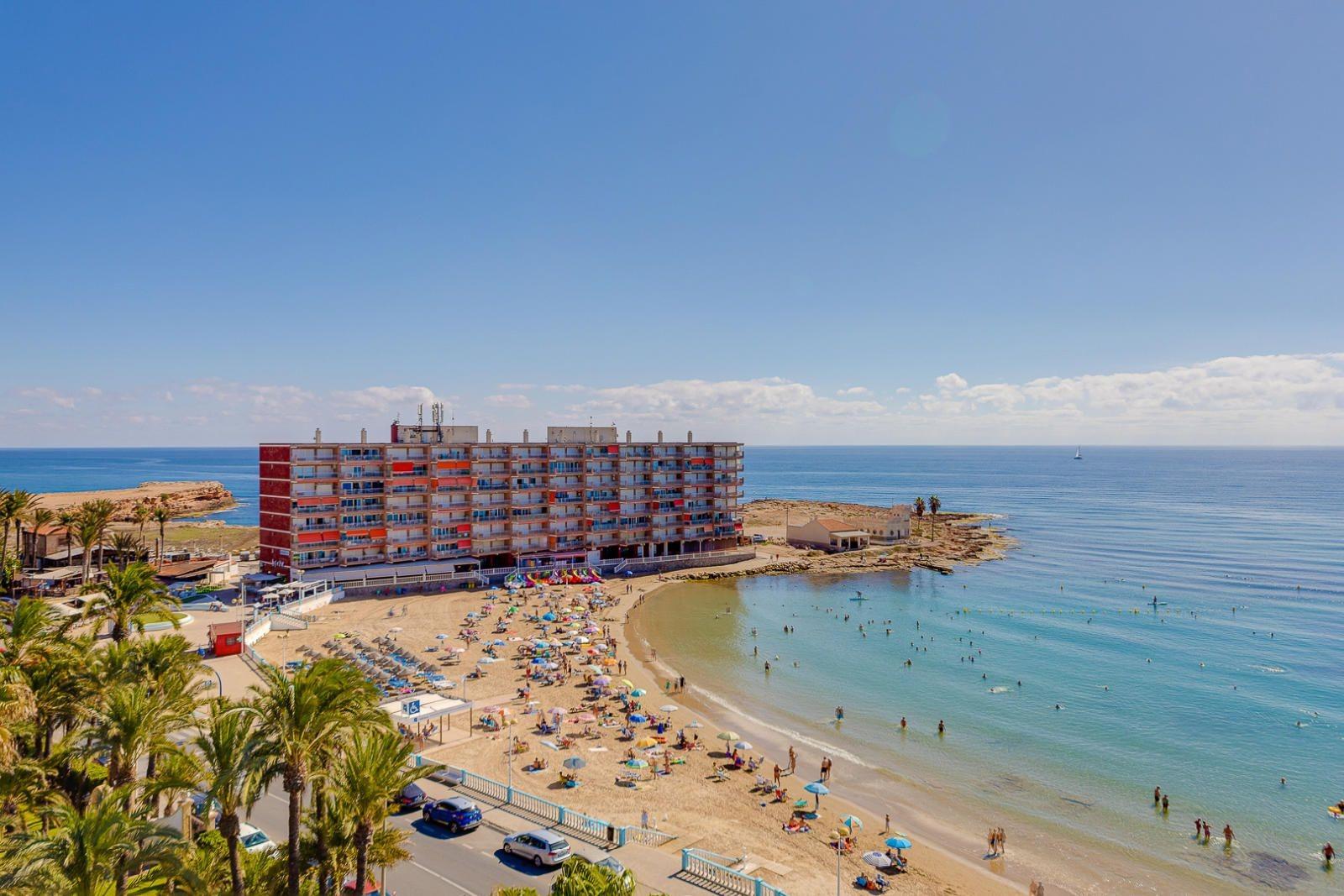 Garden in villa for sale in Torrevieja