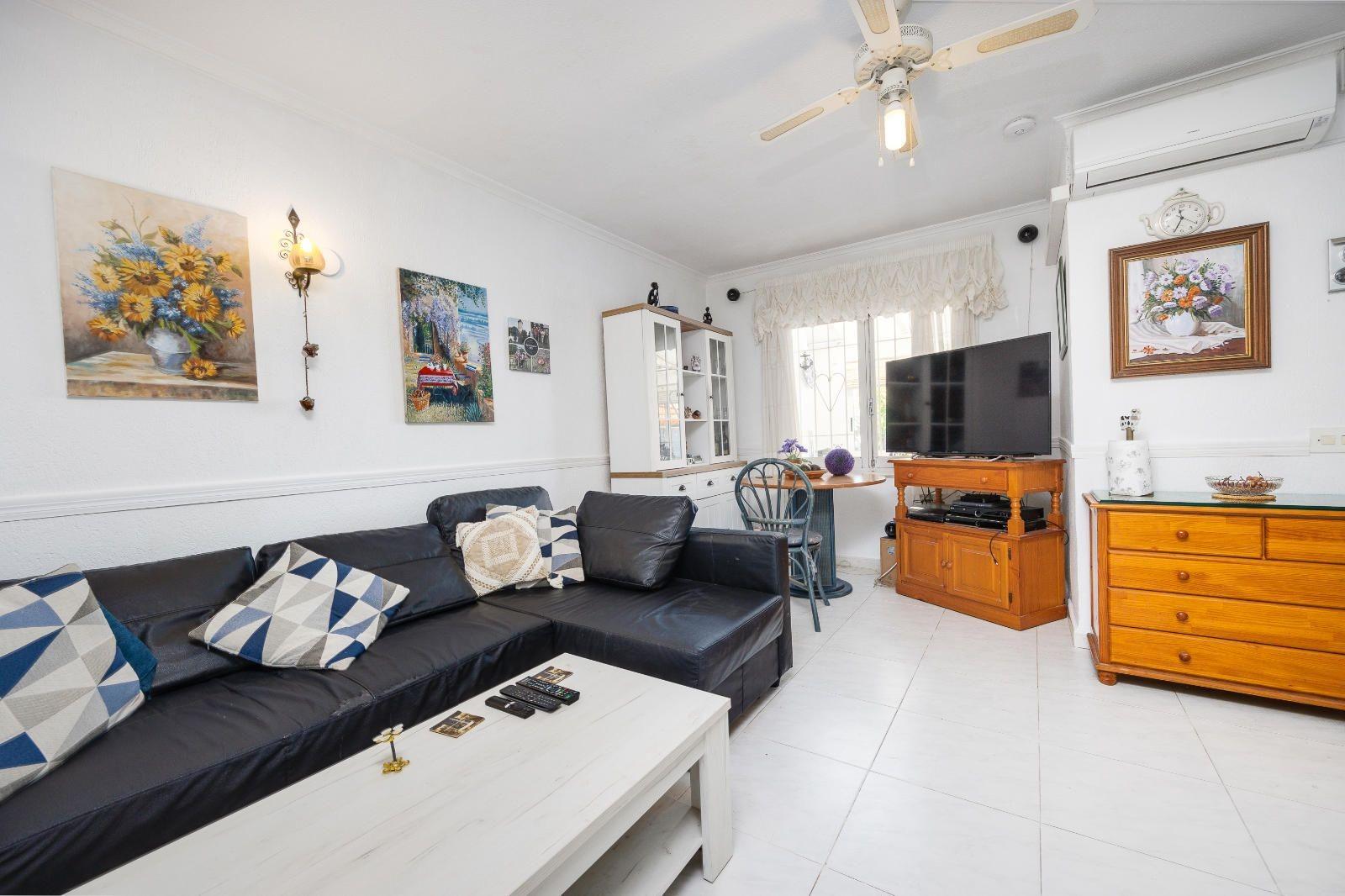 Pool area in villa for sale in Torrevieja