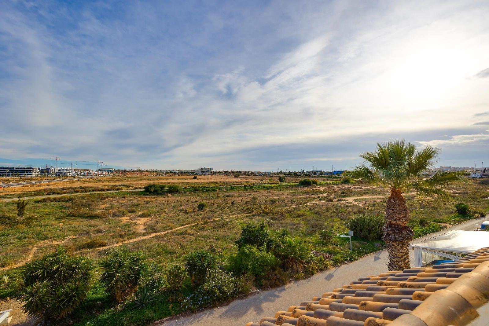 Exterior view in bungalow for sale in Torrevieja