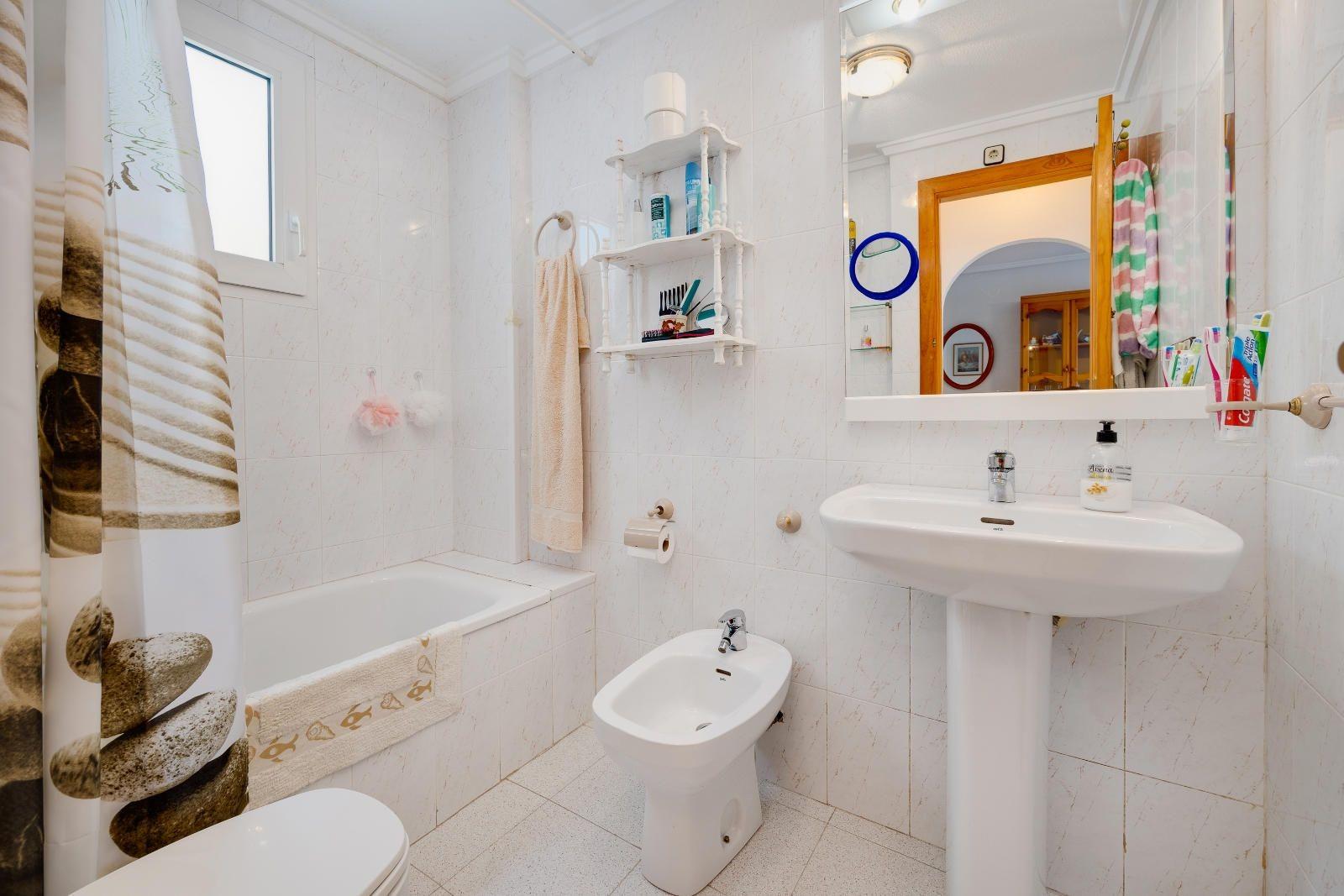 Terrace in apartment for sale in Torrevieja