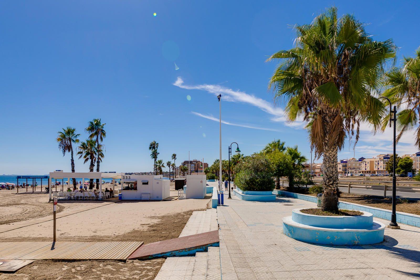 Living room in apartment for sale in Torrevieja
