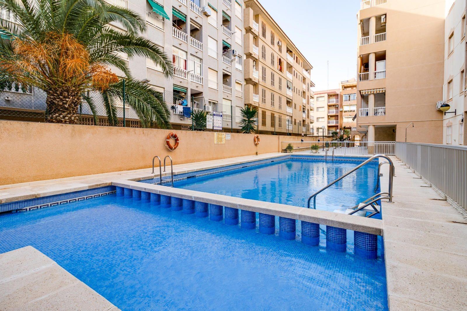 Garden in apartment for sale in Torrevieja