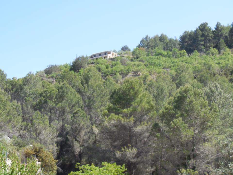 Master bedroom in finca for sale in Tarbena
