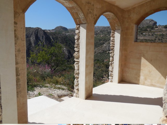 Bedroom in finca for sale in Tarbena