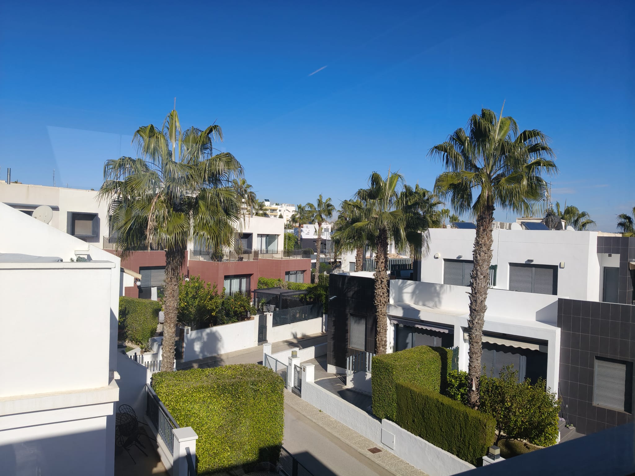 Are you looking for a turnkey premium property in Orihuela Costa that meets the highest standards of