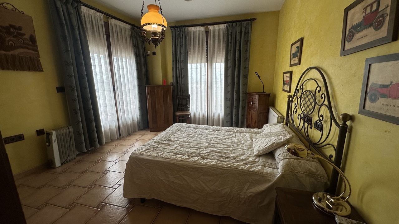 Pool area in villa for sale in San Miguel de Salinas