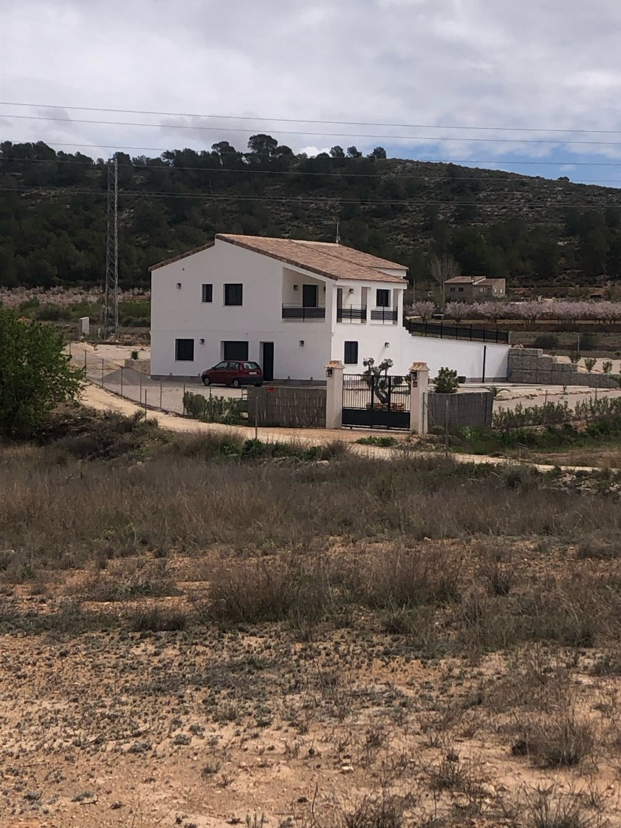 Bedroom in villa for sale in Pinoso