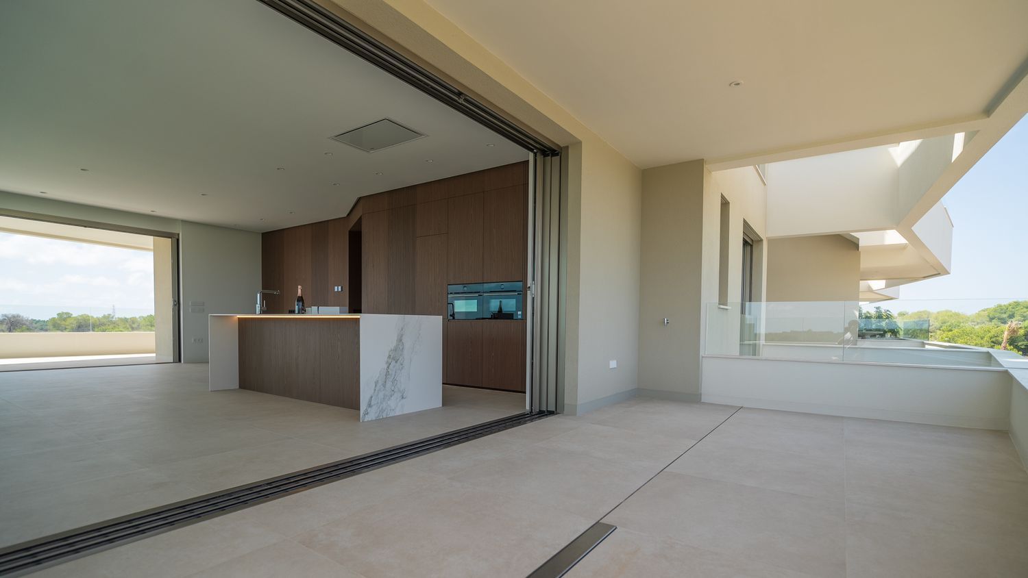 This beautifully designed three-bedroom, two-bathroom apartment is located in the prestigious Madroñ