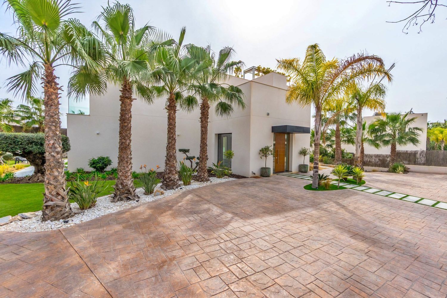 Bedroom in villa for sale in Orihuela