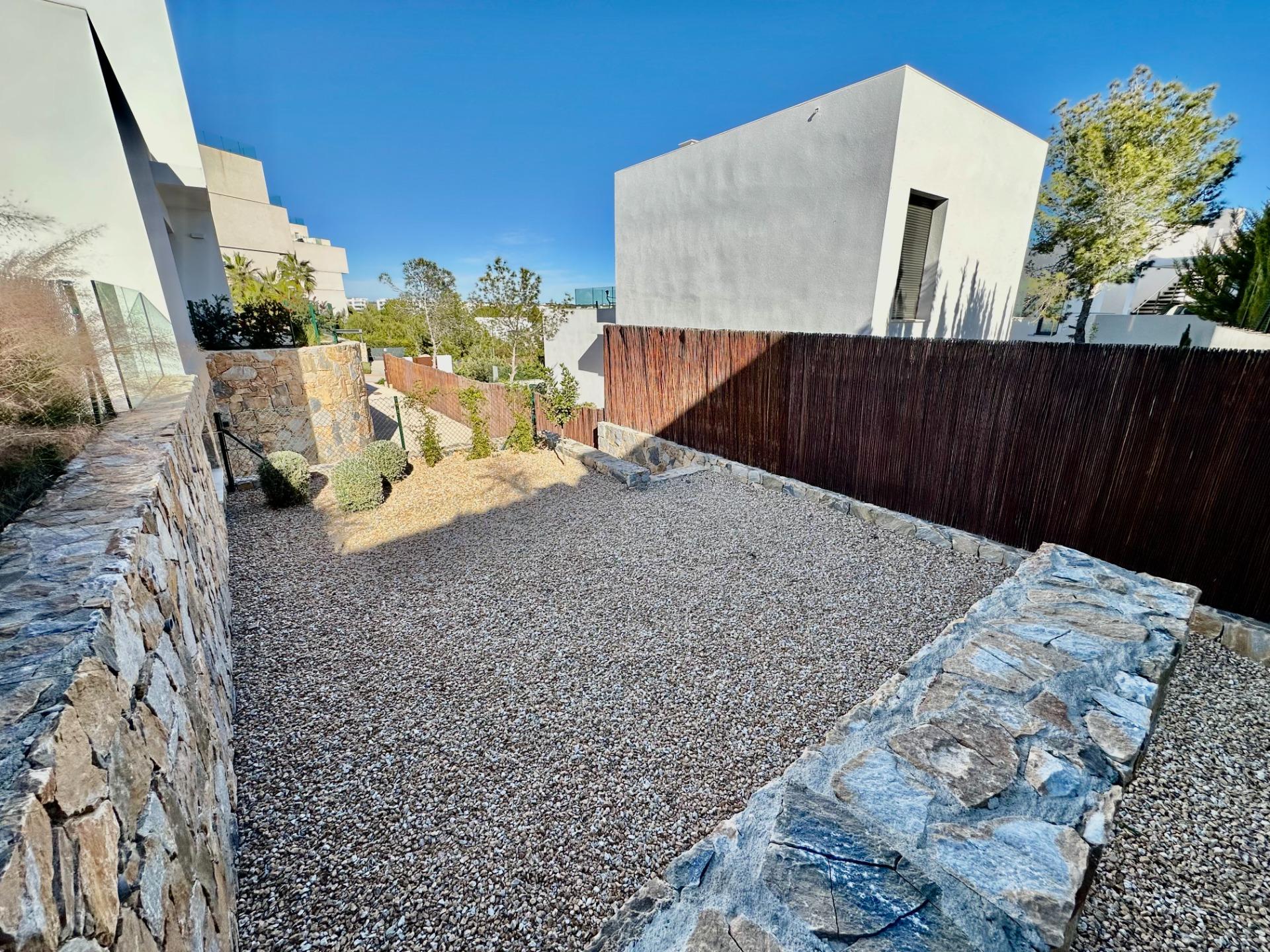 Bathroom in villa for sale in Orihuela
