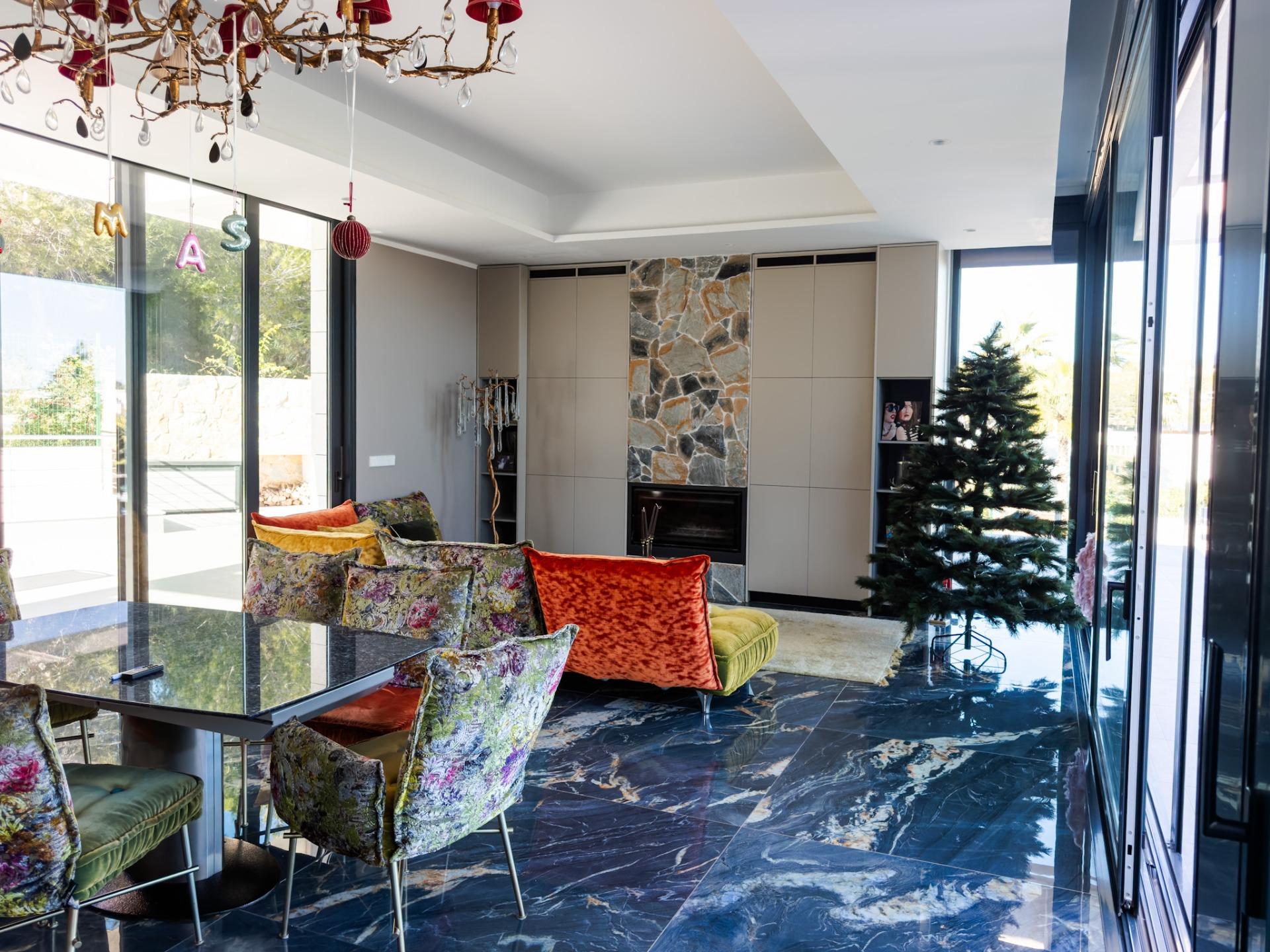 Garden in villa for sale in Orihuela