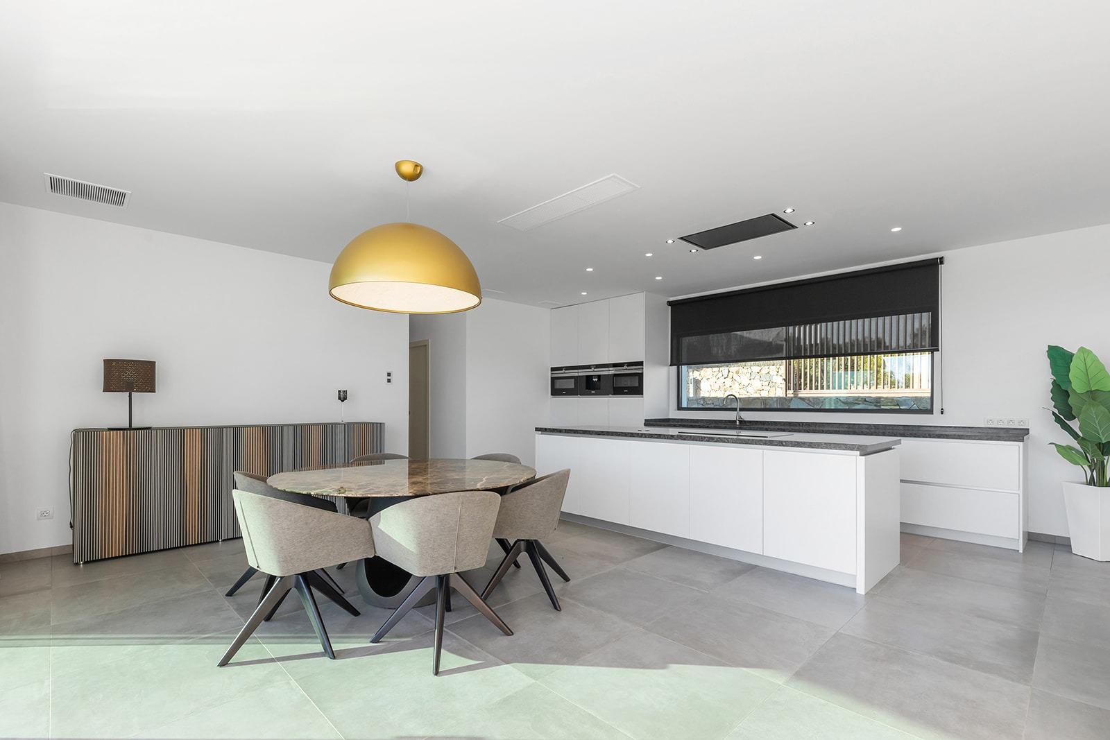 Terrace in villa for sale in Orihuela