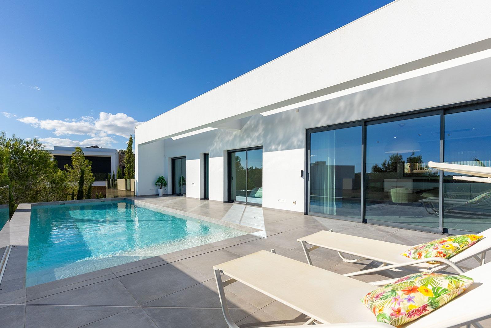 Dining area in villa for sale in Orihuela