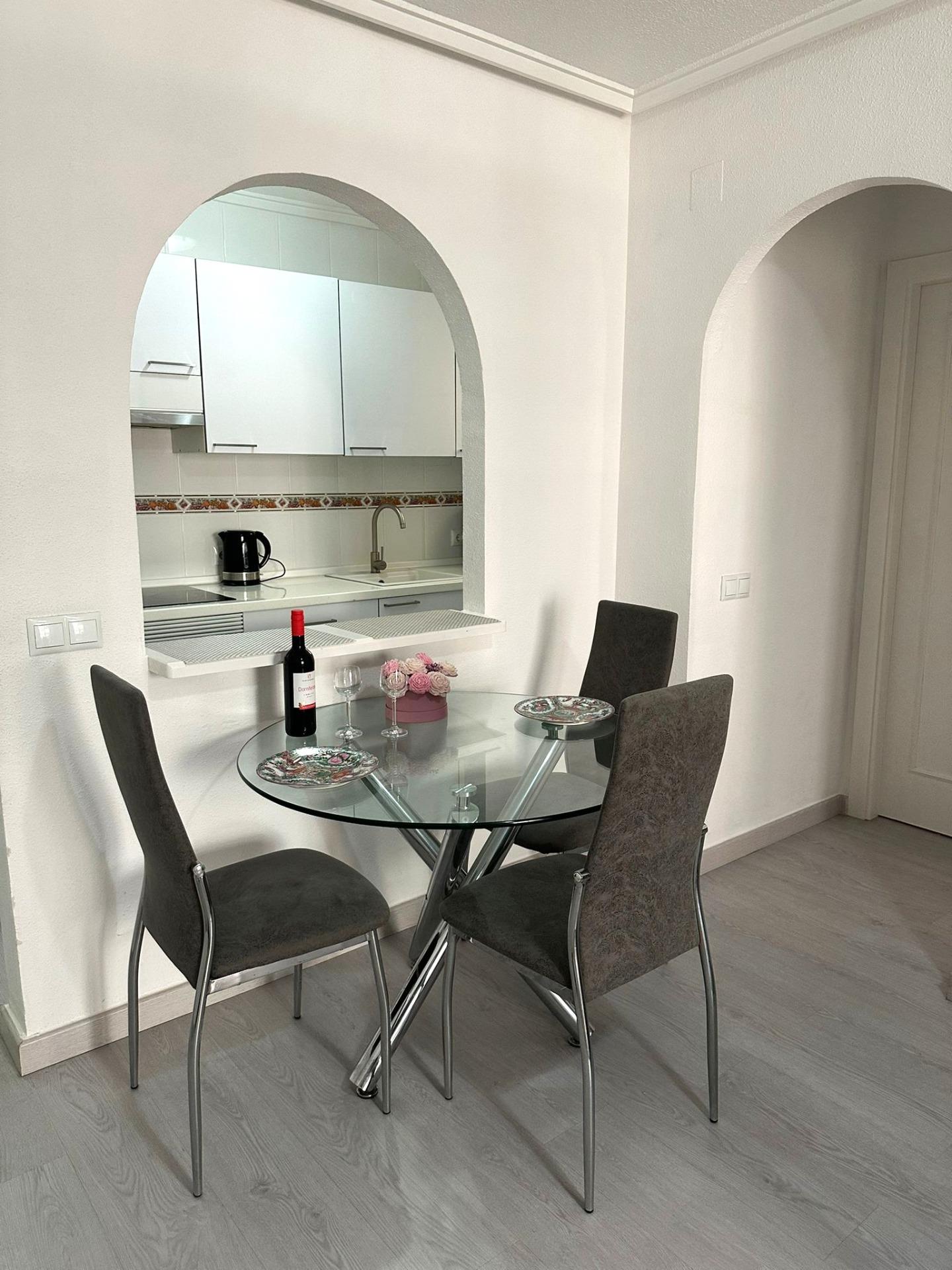 Terrace in apartment for sale in Torrevieja