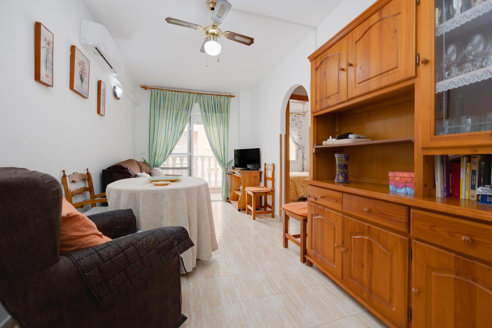 Living room in apartment for sale in Torrevieja